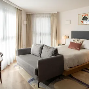 Rockwell East-tower Bridge Hotel